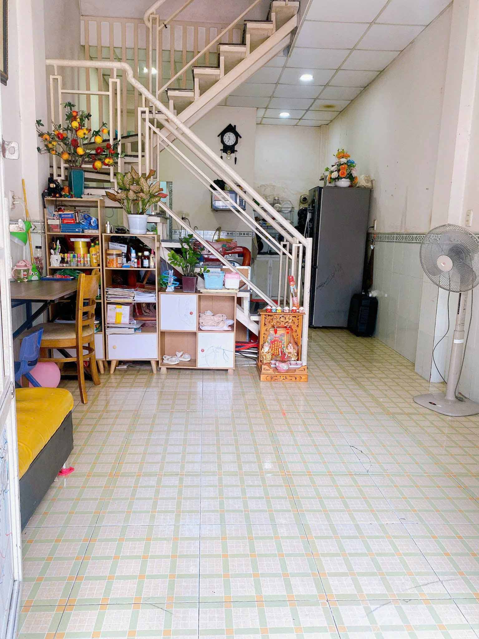 Nhà Giá Rẻ Linh Tây Thủ Đức  1 Trệt 1 Lầu  Gần Phạm Văn Đồng  Chỉ 2.7 Tỷ  Sổ Riêng! - Ảnh 2